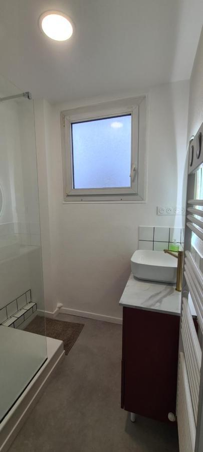 Private Room In Shared Apartment IV Beauvais Exterior photo